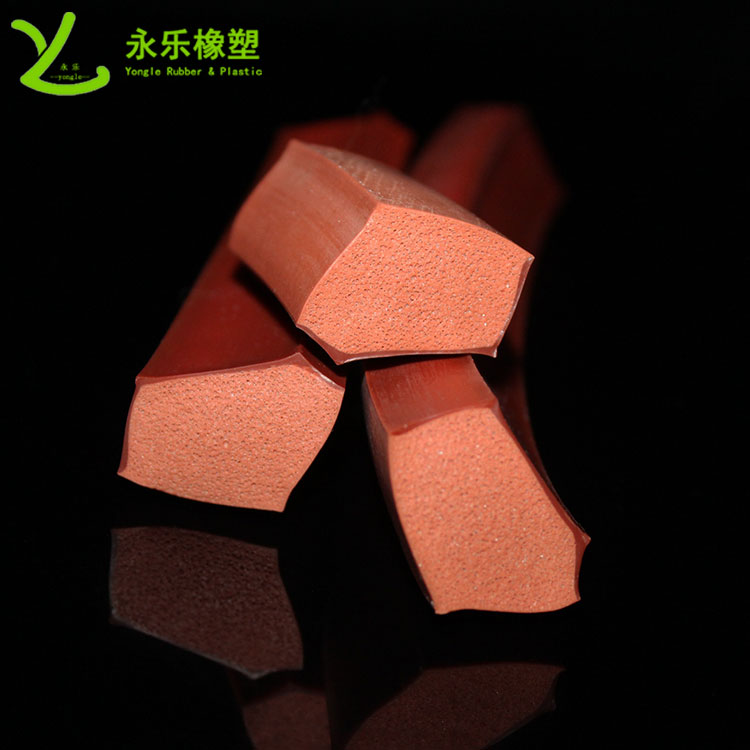 擠出復合發(fā)泡硅膠條，耐高溫復合發(fā)泡硅膠條，耐老化復合發(fā)泡硅膠條